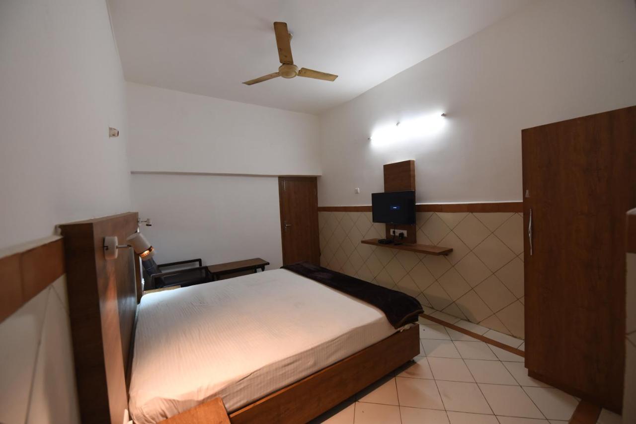 Hotel Mayur Gorakhpur Ruang foto