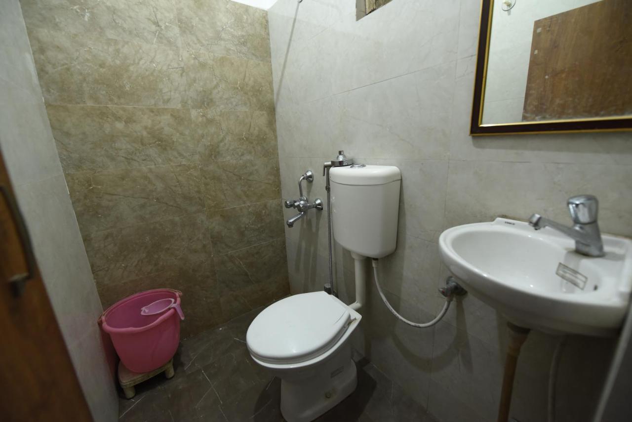 Hotel Mayur Gorakhpur Bagian luar foto