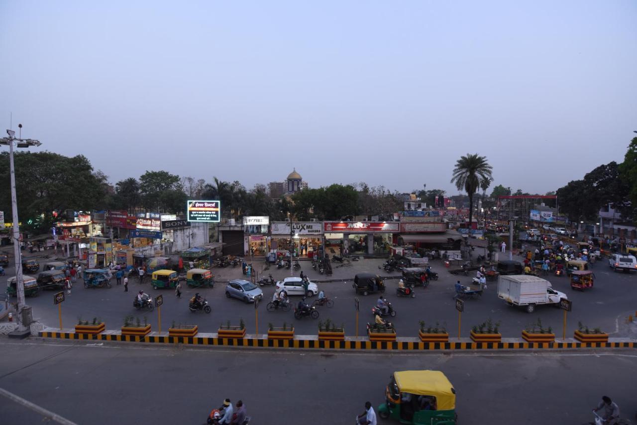 Hotel Mayur Gorakhpur Bagian luar foto